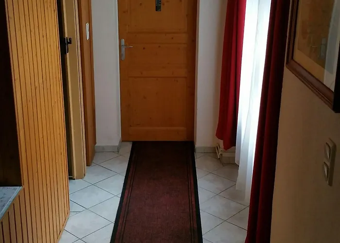 Marien-hof Aparthotel 3*
