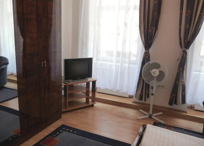 Marien-hof Aparthotel 3*